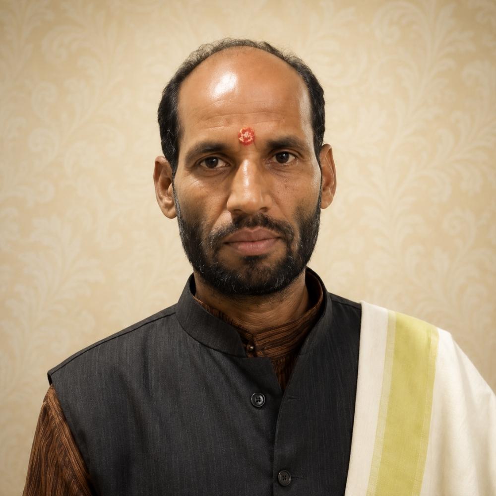 Gaya Pandit for Pind Daan